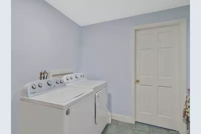 395 Linnet Street, Greenport, NY 11944 - Photo 27