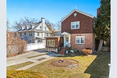 33-09 Parsons Boulevard, Flushing, NY 11354 - Photo 3