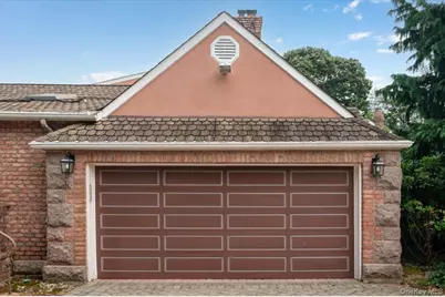 1331 Harbor Road, Hewlett, NY 11557 - Photo 43