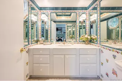 1331 Harbor Road, Hewlett, NY 11557 - Photo 39