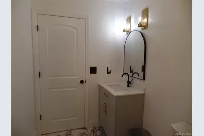 317 Lovell Street, Mahopac, NY 10541 - Photo 9