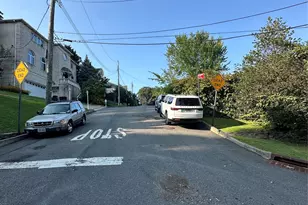 1 Douglas Ct, New York, NY - Photo 1