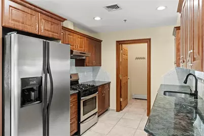 72 Cedar Swamp Road #3, Glen Cove, NY 11542 - Photo 1