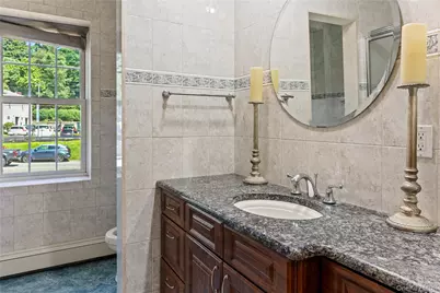 72 Cedar Swamp Road #3, Glen Cove, NY 11542 - Photo 5