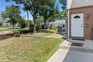 72 Cedar Swamp Rd, Glen Cove, NY 11542 - Photo 9