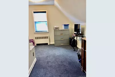 8211 260th Street, Glen Oaks, NY 11004 - Photo 11