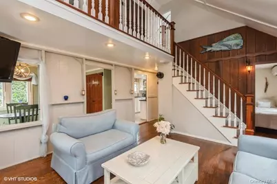 10 Stuart Avenue, Babylon, NY 11702 - Photo 21