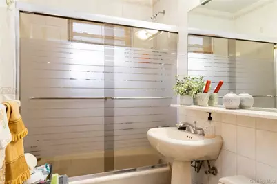 68-35 150th Street #328B, Flushing, NY 11367 - Photo 13