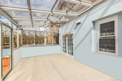 4601 Henry Hudson Parkway #B11B14, Bronx, NY 10471 - Photo 5