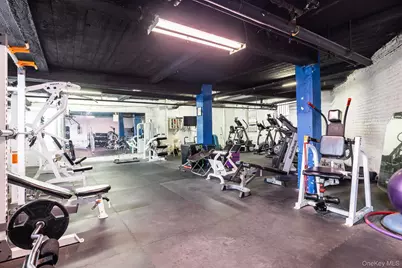 2190 Boston Road #4E, Bronx, NY 10462 - Photo 23