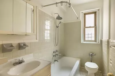 2190 Boston Road #4E, Bronx, NY 10462 - Photo 17