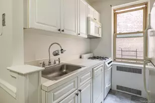 2190 Boston Road, Bronx, NY 10462 - Photo 13