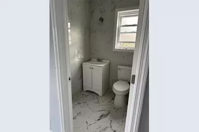 137 S 14th Avenue, Mount Vernon, NY 10550 - Photo 3