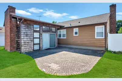 885 Downing Road, Valley Stream, NY 11580 - Photo 13