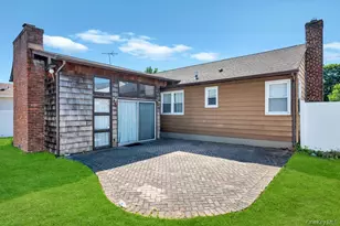 885 Downing Rd, Valley Stream, NY 11580 - Photo 13