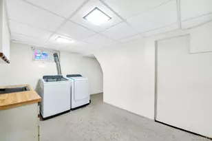 885 Downing Rd, Valley Stream, NY 11580 - Photo 35