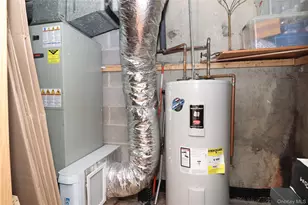 200 Hilton Ave, Hempstead, NY 11550 - Photo 9