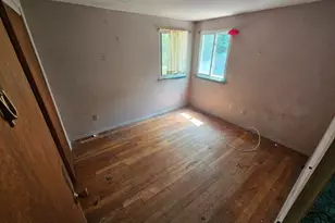 51 Shore Rd, Hampton Bays, NY 11946 - Photo 7