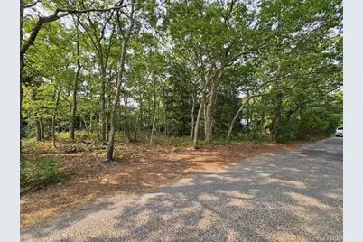 51 Shore Road, Hampton Bays, NY 11946 - Photo 13