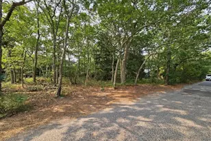 51 Shore Rd, Hampton Bays, NY 11946 - Photo 13