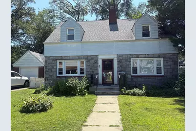 35 W Raymond Avenue, Roosevelt, NY 11575 - Photo 1
