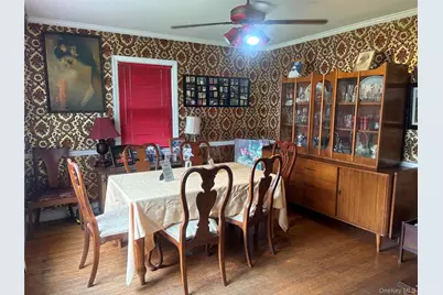 35 W Raymond Avenue, Roosevelt, NY 11575 - Photo 3