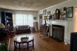 35 W Raymond Ave, Roosevelt, NY 11575 - Photo 11