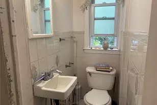 35 W Raymond Ave, Roosevelt, NY 11575 - Photo 9