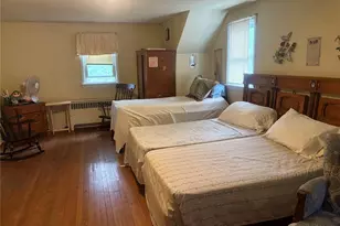 35 W Raymond Ave, Roosevelt, NY 11575 - Photo 15