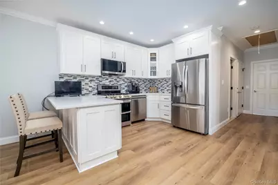 340 East Pine Street, Long Beach, NY 11561 - Photo 9