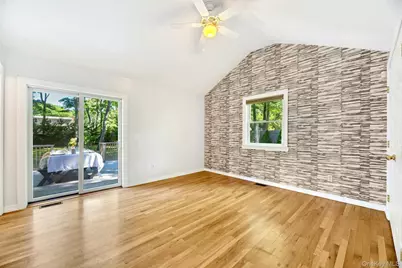 46 Sherwood Road, Hampton Bays, NY 11946 - Photo 15