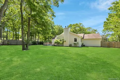 46 Sherwood Road, Hampton Bays, NY 11946 - Photo 37