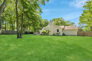 46 Sherwood Rd, Hampton Bays, NY 11946 - Photo 37
