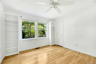 46 Sherwood Road, Hampton Bays, NY 11946 - Photo 19