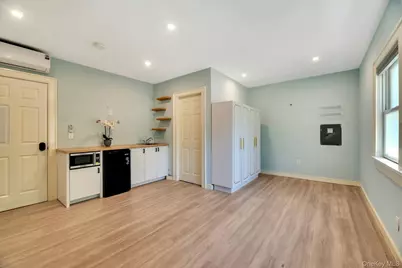 46 Sherwood Road, Hampton Bays, NY 11946 - Photo 23