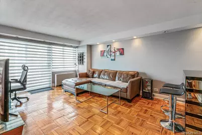 17-85 215th Street #9L, Bayside, NY 11360 - Photo 9