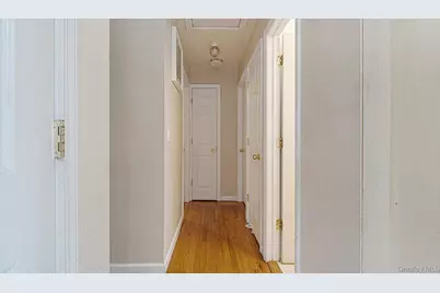 12 Garden Street, Bay Shore, NY 11706 - Photo 19