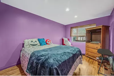 72 Upland Drive, East Northport, NY 11731 - Photo 11