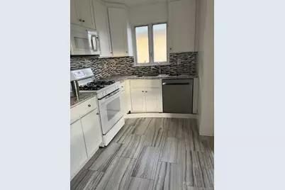 411 W Park Avenue, Long Beach, NY 11561 - Photo 3