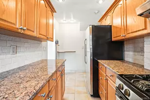 1245 Rhinelander Ave, Bronx, NY 10461 - Photo 11