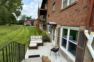 909 Parr Meadow Dr, Newburgh, NY 12550 - Photo 3