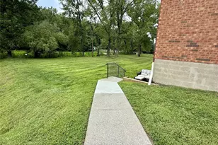 909 Parr Meadow Dr, Newburgh, NY 12550 - Photo 5