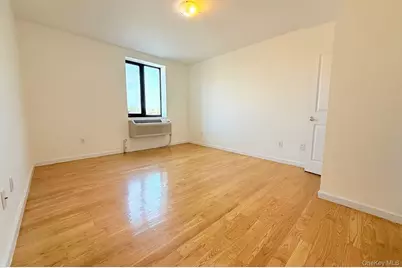 6070 Woodhaven Boulevard #4E, Elmhurst, NY 11373 - Photo 11