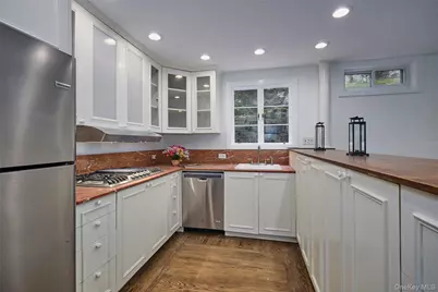 93 Circuit Road, Tuxedo Park, NY 10987 - Photo 11