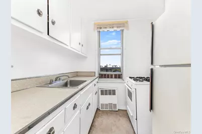 1425 Thieriot Avenue #6C, Bronx, NY 10460 - Photo 13
