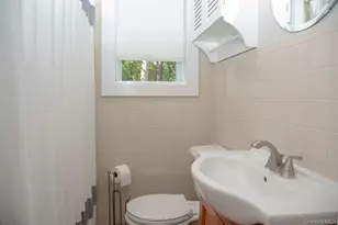 359 Orangeburg Rd, Pearl River, NY 10965 - Photo 11