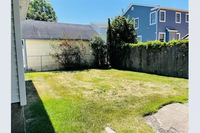 369 Hewlett Parkway, Hewlett, NY 11557 - Photo 23