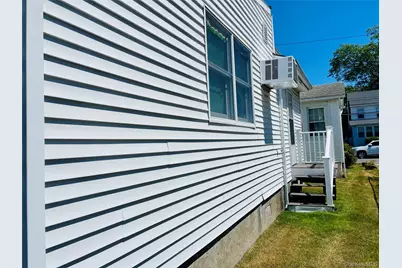 369 Hewlett Parkway, Hewlett, NY 11557 - Photo 13