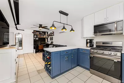 426 Calhoun Avenue, Bronx, NY 10465 - Photo 17