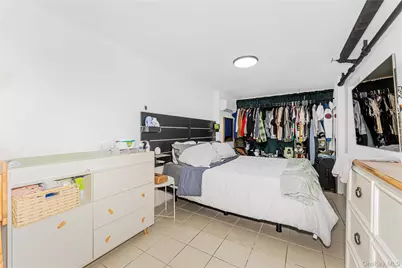 426 Calhoun Avenue, Bronx, NY 10465 - Photo 7